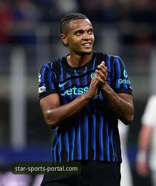 <h2>揭秘国米铁卫阿坎吉：处子球与零封哲学，以及一个体育迷的双重身份</h2>